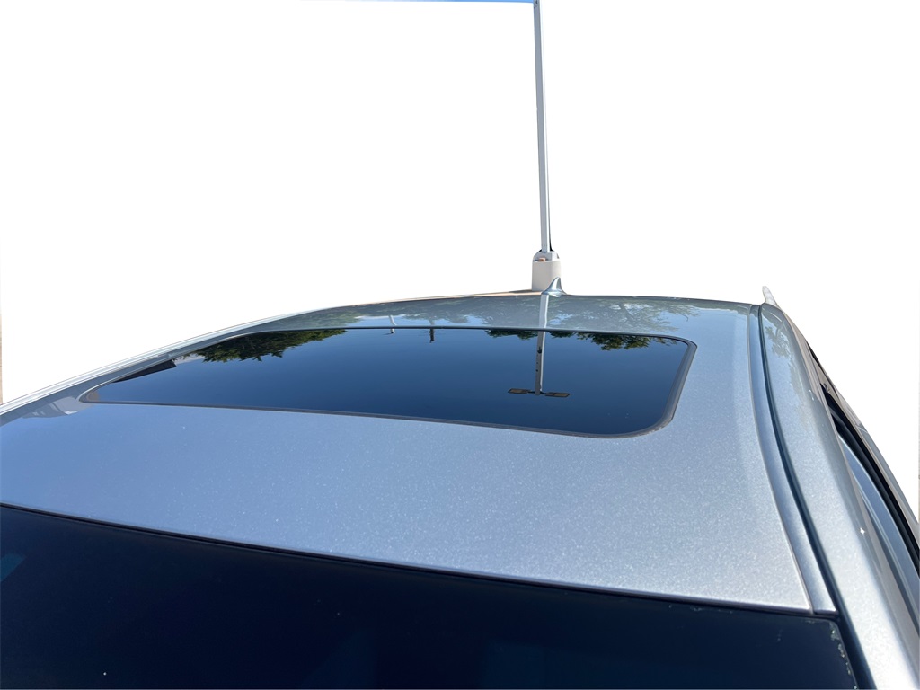 2018 Toyota Avalon Hybrid Limited photo 12
