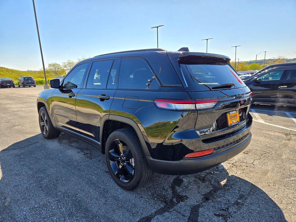 2023 Jeep Grand Cherokee Altitude X photo 4