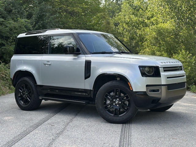 2021 Land Rover Defender 90 X-Dynamic S photo 4