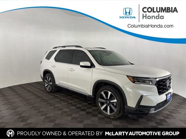 2025 Honda Pilot Touring's photo