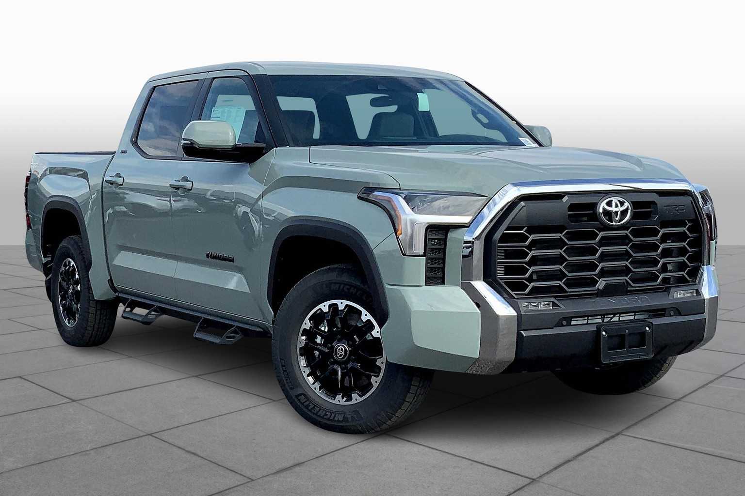 2026 Toyota Tundra SR5 CrewMax photo 2