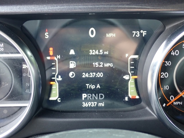 2021 Jeep Wrangler Unlimited Sahara Altitude photo 23