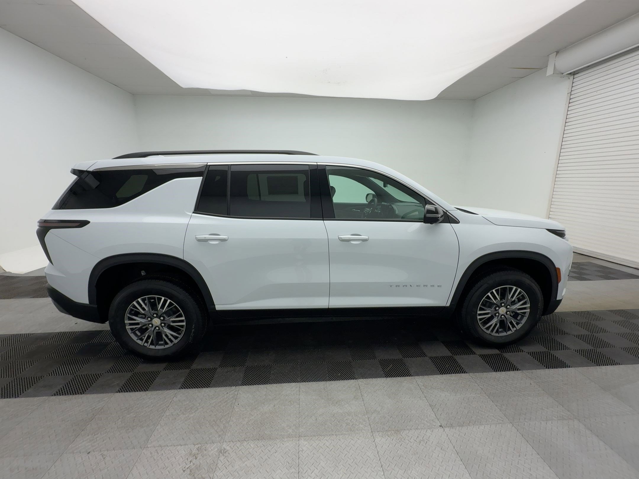 2026 Chevrolet Traverse photo 7