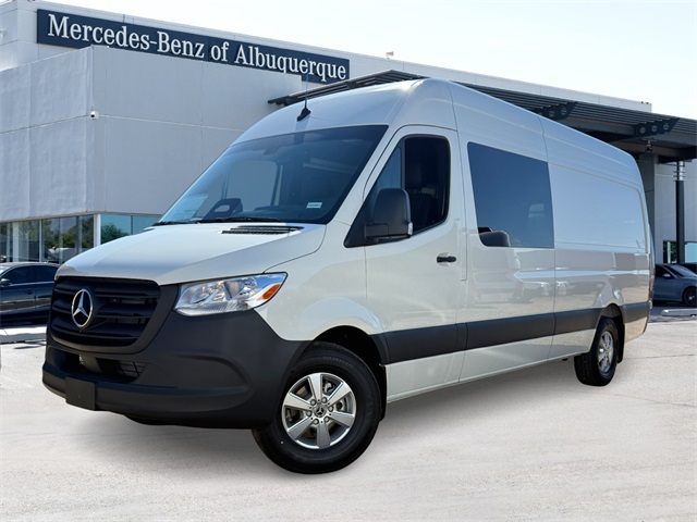 2026 Mercedes-Benz Sprinter Crew Van Base's photo