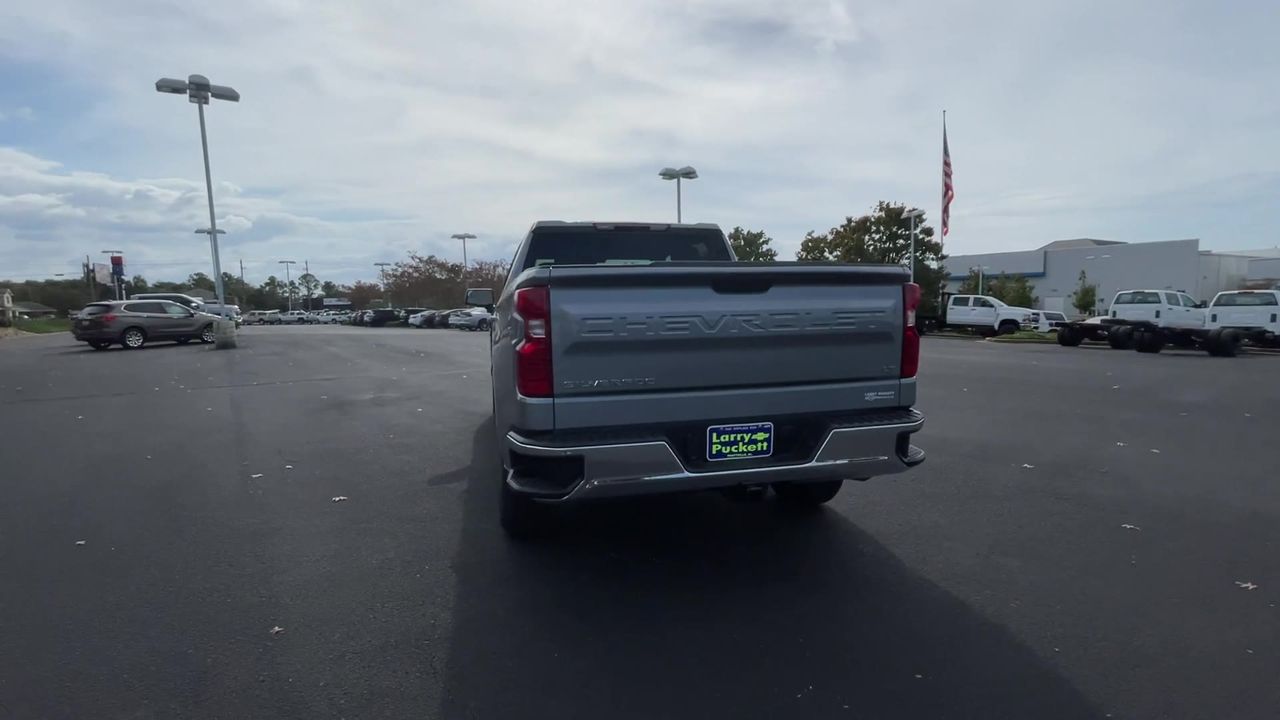 2025 Chevrolet Silverado 1500 LT photo 36