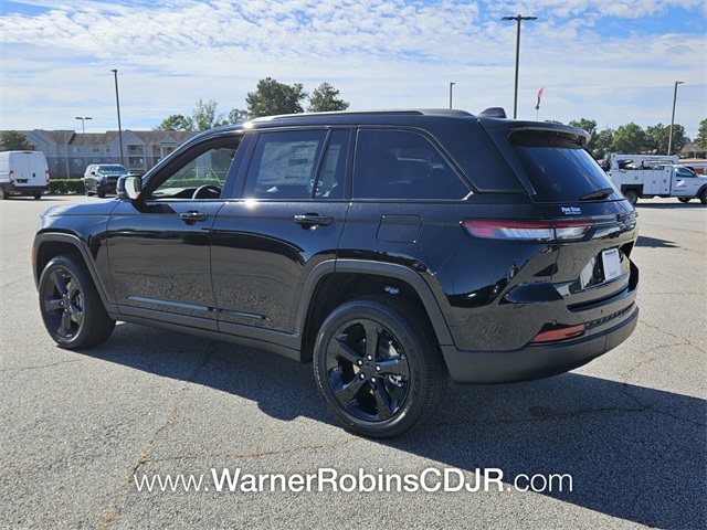 2025 Jeep Grand Cherokee Altitude X photo 9