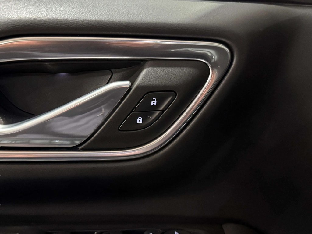 2024 Chevrolet Tahoe Z71 photo 18