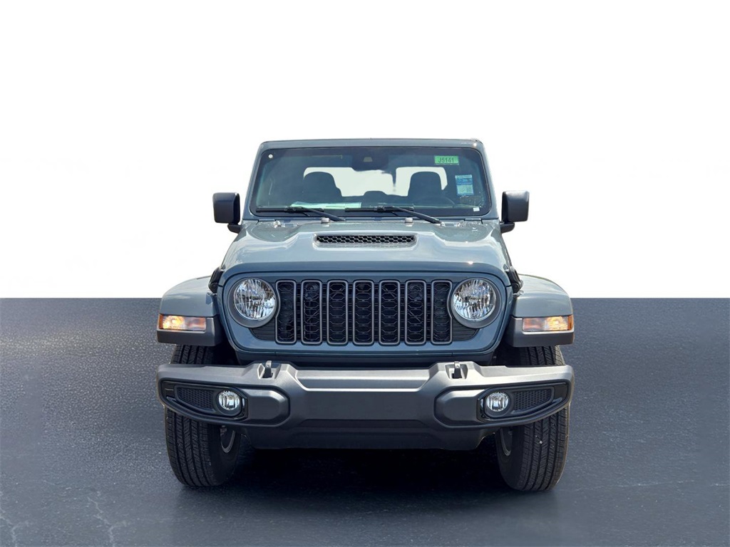 2025 Jeep Gladiator Sport S photo 2