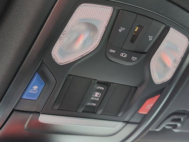 2025 Ram 2500 Tradesman photo 13