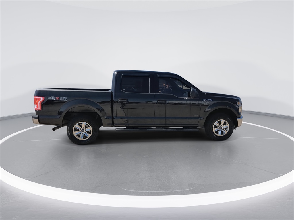 2015 Ford F-150 XLT photo 9