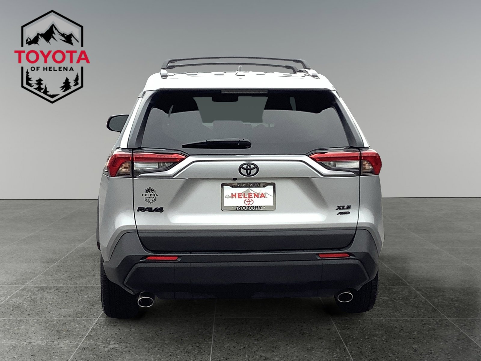 2025 Toyota RAV4 XLE photo 4