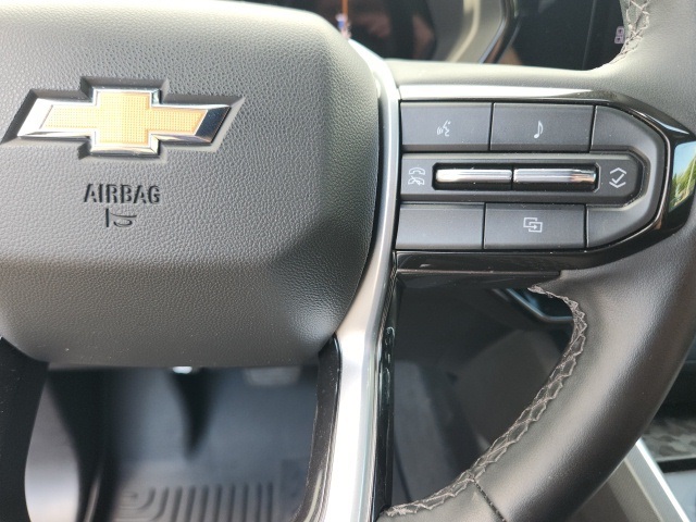2023 Chevrolet Colorado LT photo 21