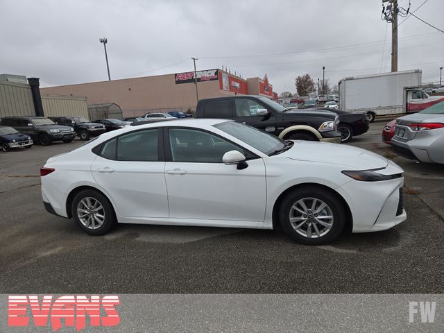 2025 Toyota Camry LE photo 2