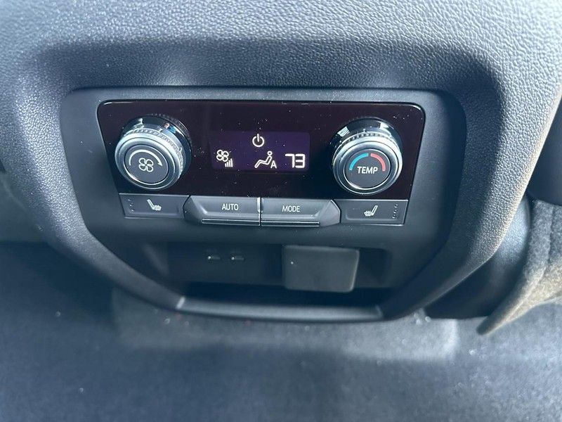 2026 Gmc Acadia Elevation photo 4