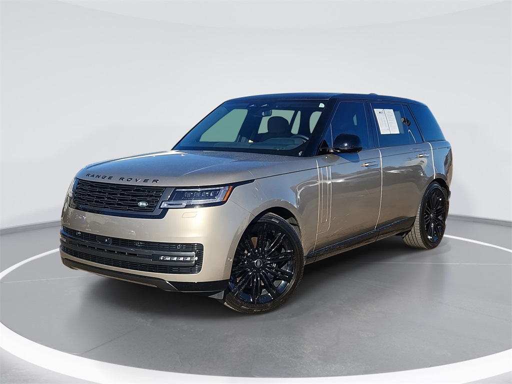 2025 Land Rover Range Rover SE's photo