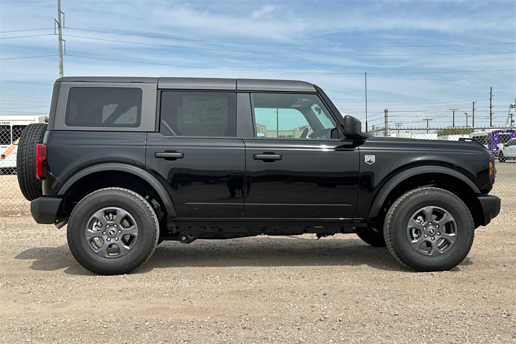 2025 Ford Bronco Big Bend photo 3