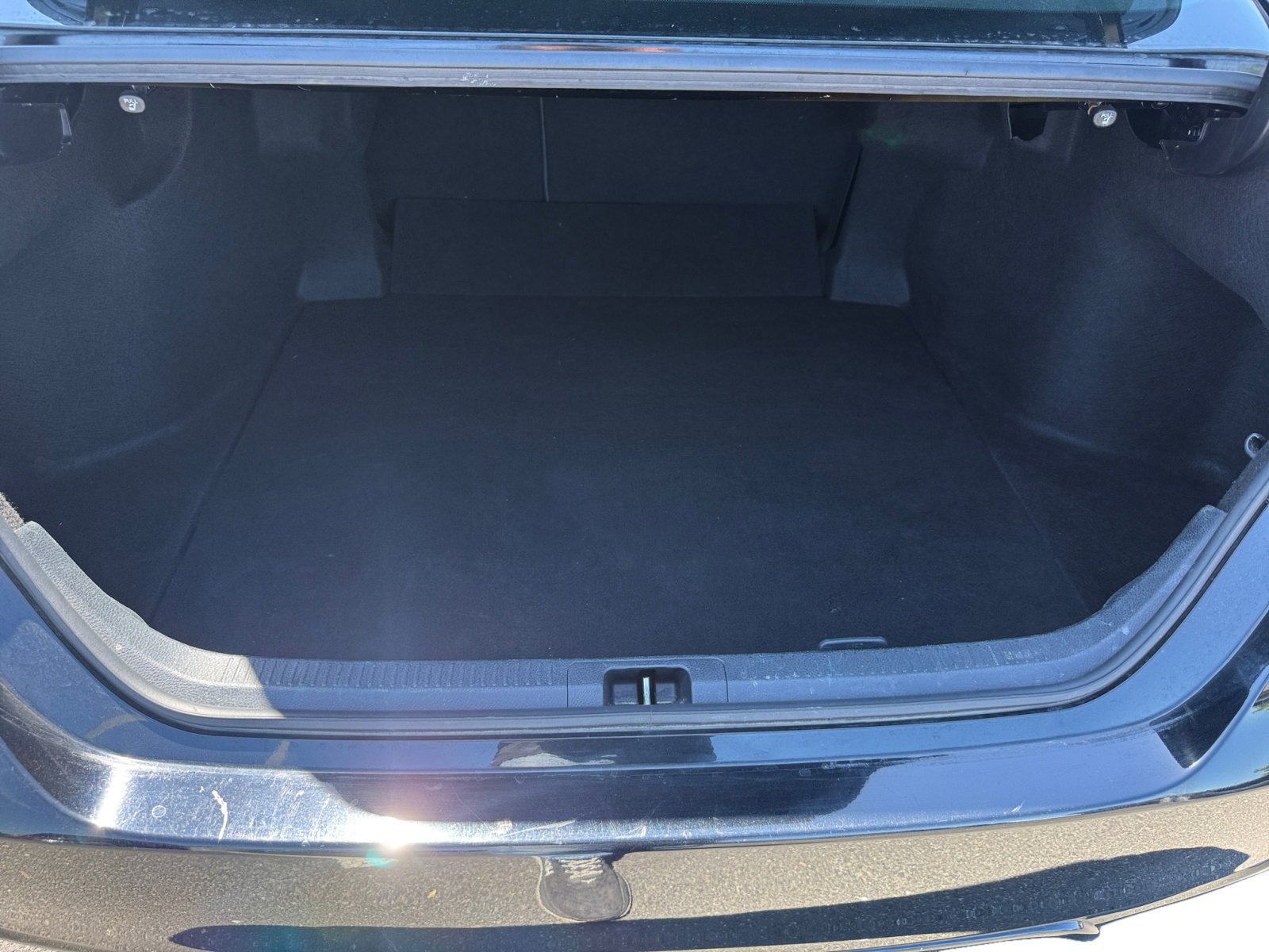 2023 Toyota Camry SE photo 17
