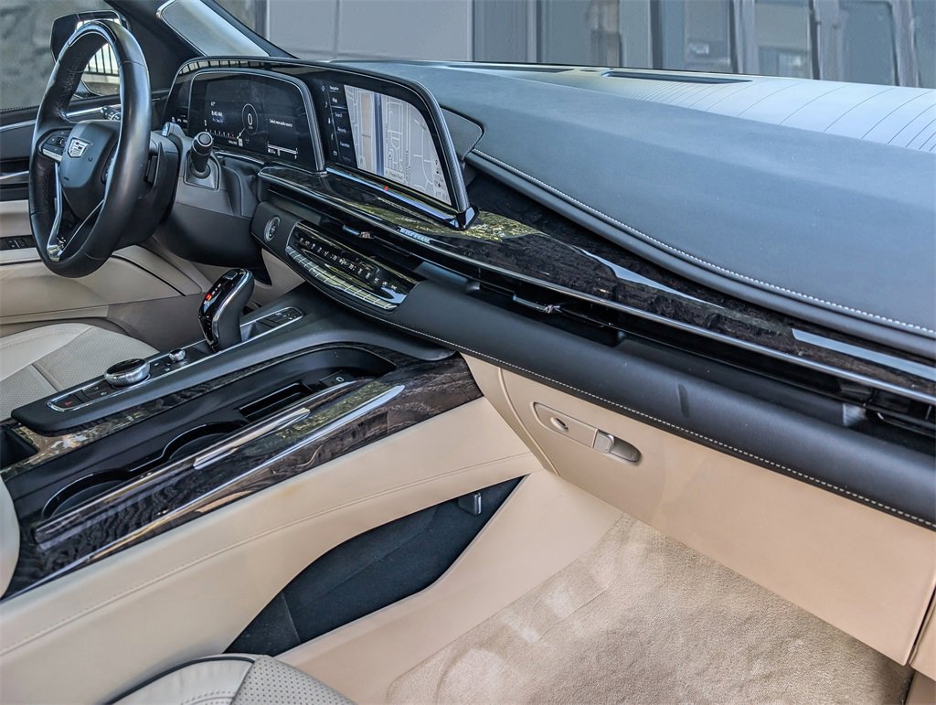 2023 Cadillac Escalade Premium Luxury photo 26
