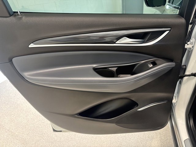 2024 Buick Enclave Essence photo 17