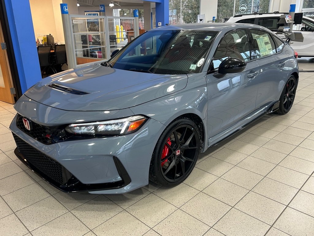 2025 Honda Civic Hatchback Type-R's photo