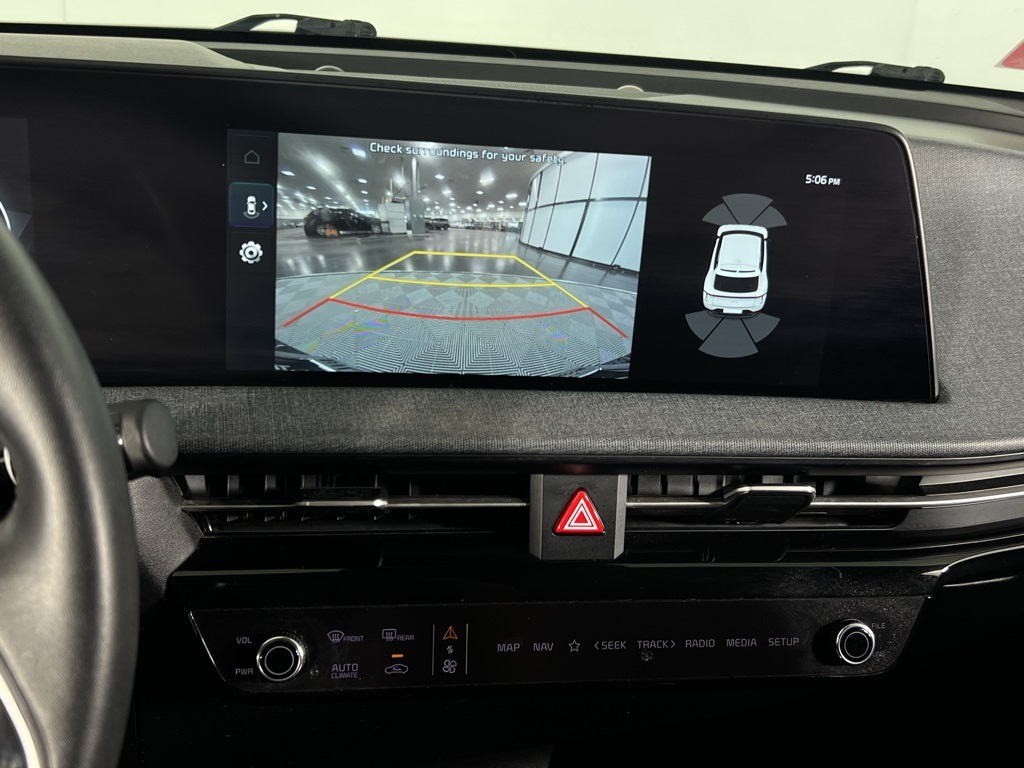 2022 Kia EV6 Light Wind GT-Line photo 12