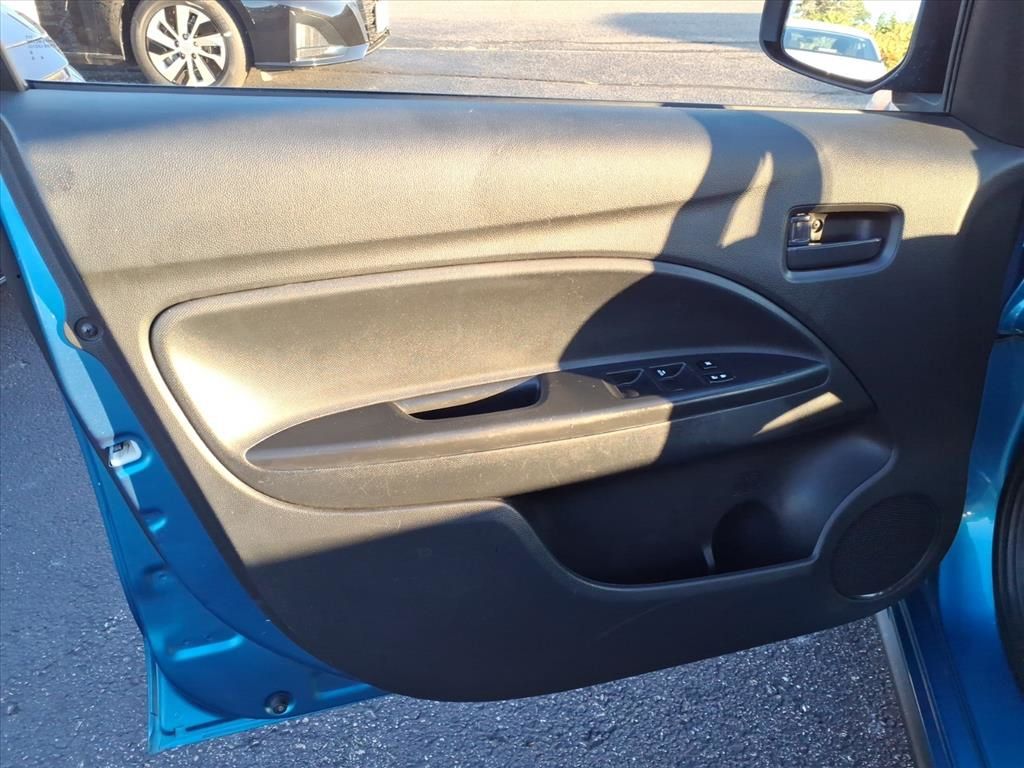 2020 Mitsubishi Mirage G4 ES photo 3