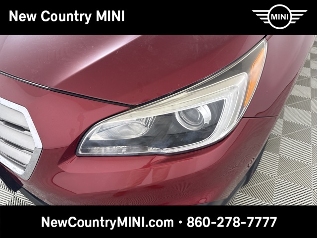 2017 Subaru Outback 2.5i Premium photo 10