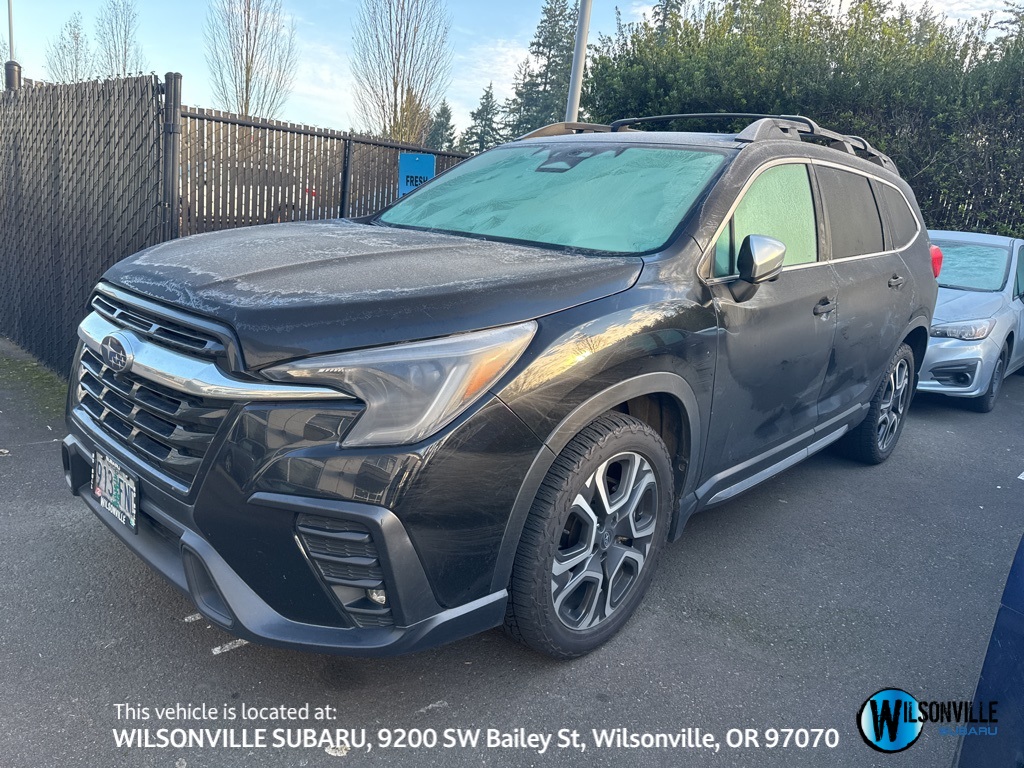 2023 Subaru Ascent Limited's photo