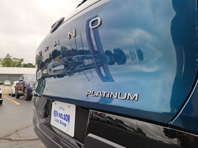 2025 Nissan Murano Platinum photo 3