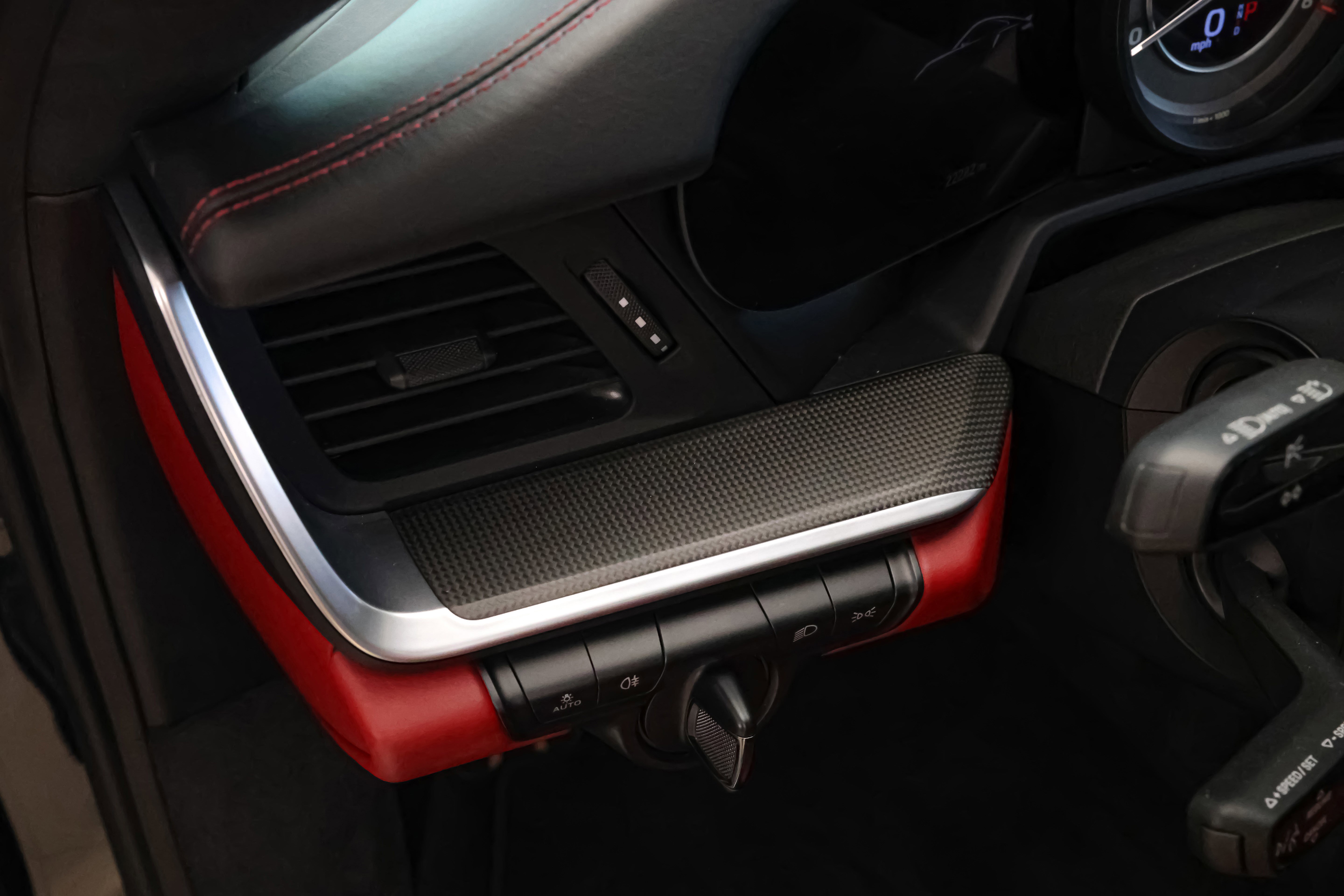 2022 Porsche 911 Turbo S photo 9