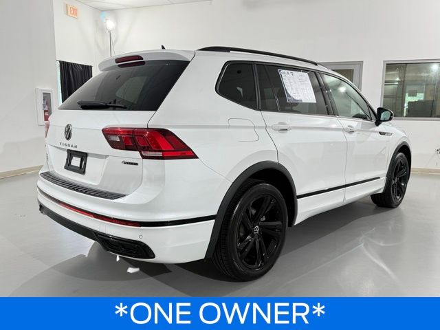 2023 Volkswagen Tiguan SE R-Line Black photo 3