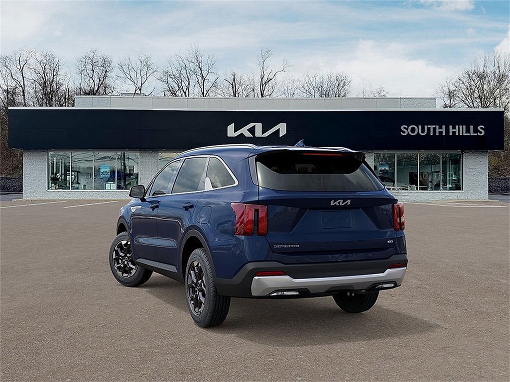2025 Kia Sorento S photo 4