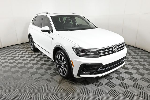 2019 Volkswagen Tiguan SEL Premium R-Line photo 25