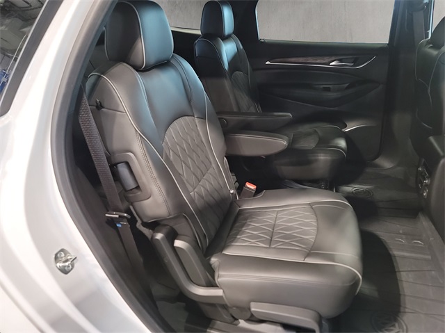 2024 Buick Enclave Avenir photo 20