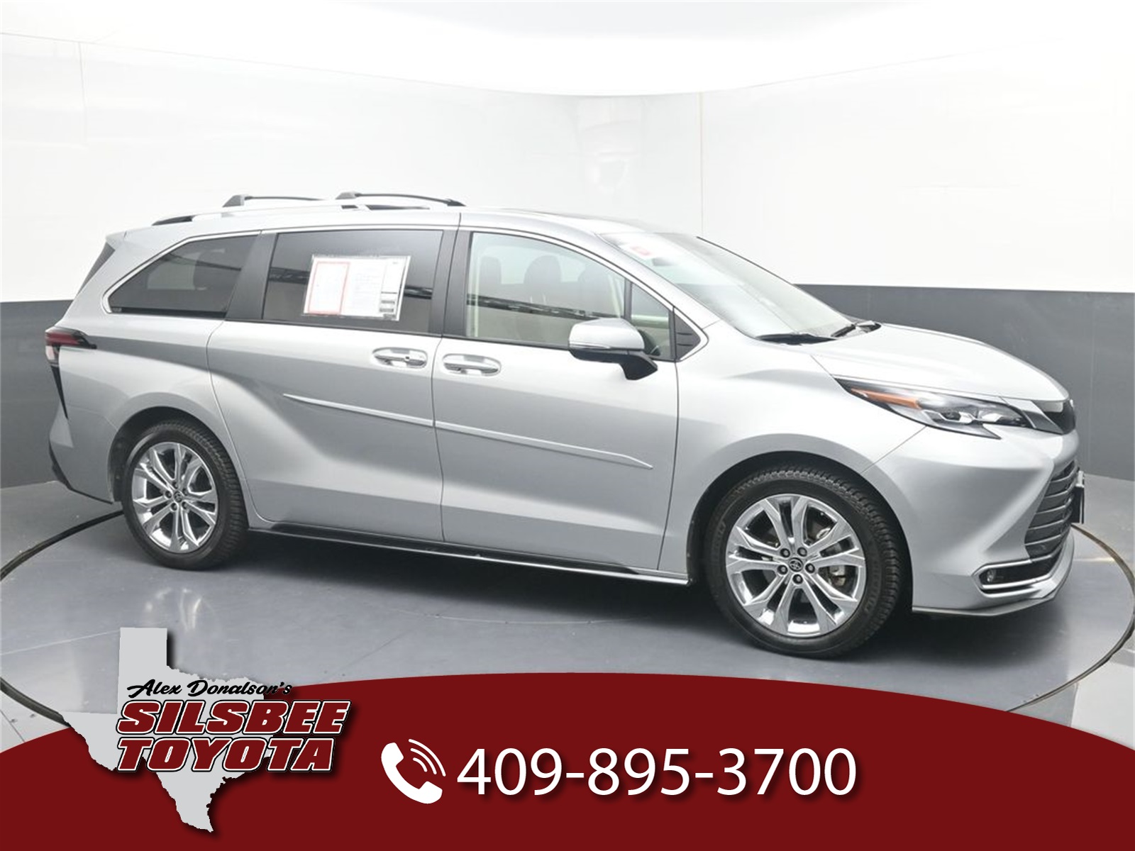 2022 Toyota Sienna Platinum photo 33