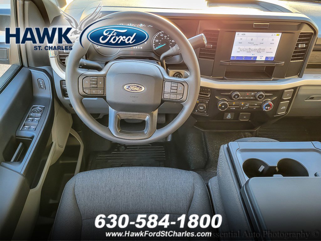 2025 FORD F-350 - Image 9