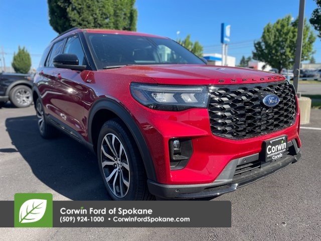 2025 Ford Explorer ST-LINE's photo