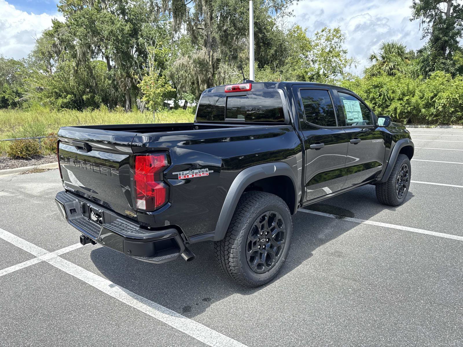 2026 Chevrolet Colorado Trail Boss photo 2