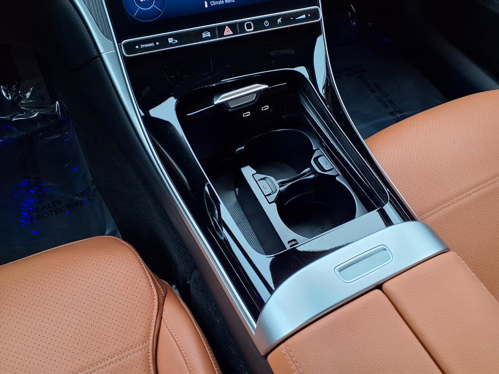 2025 Mercedes Benz C 300 4MATIC photo 7