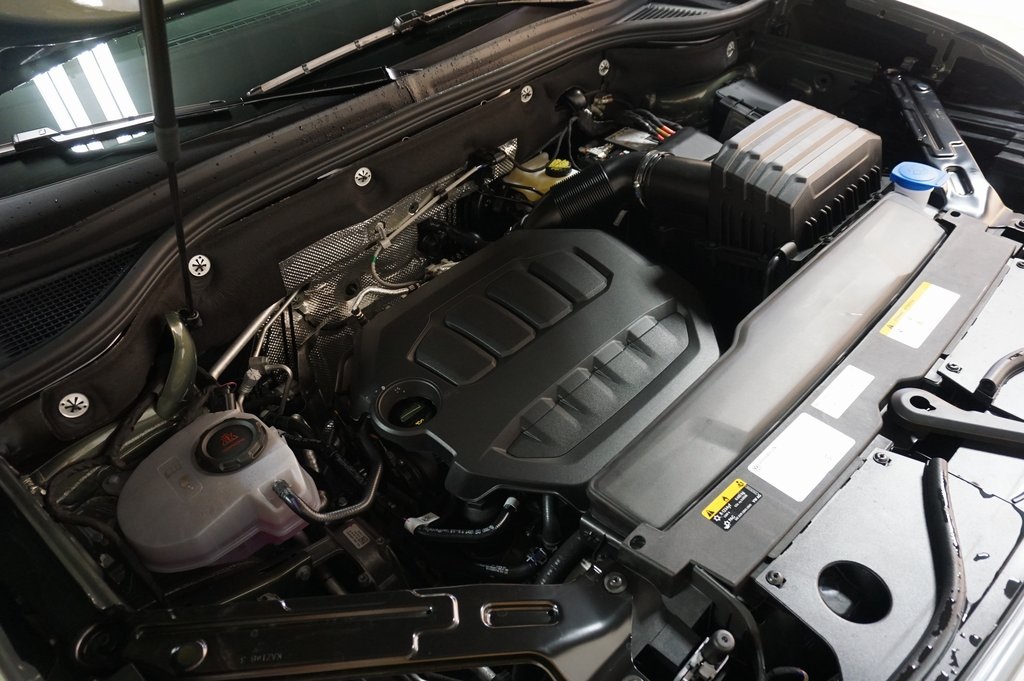 2026 Volkswagen Atlas SE Technology photo 30