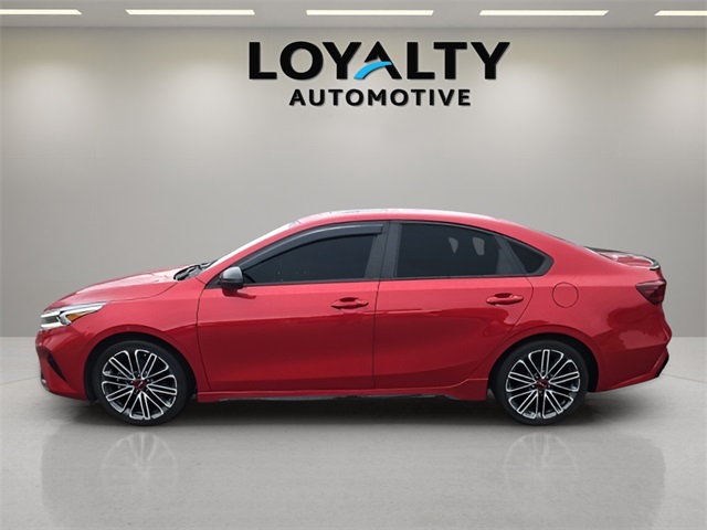 2023 Kia Forte GT photo 2