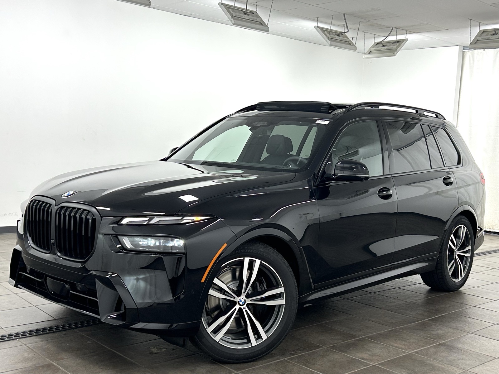 New 2026 Black BMW xDrive40i image 1