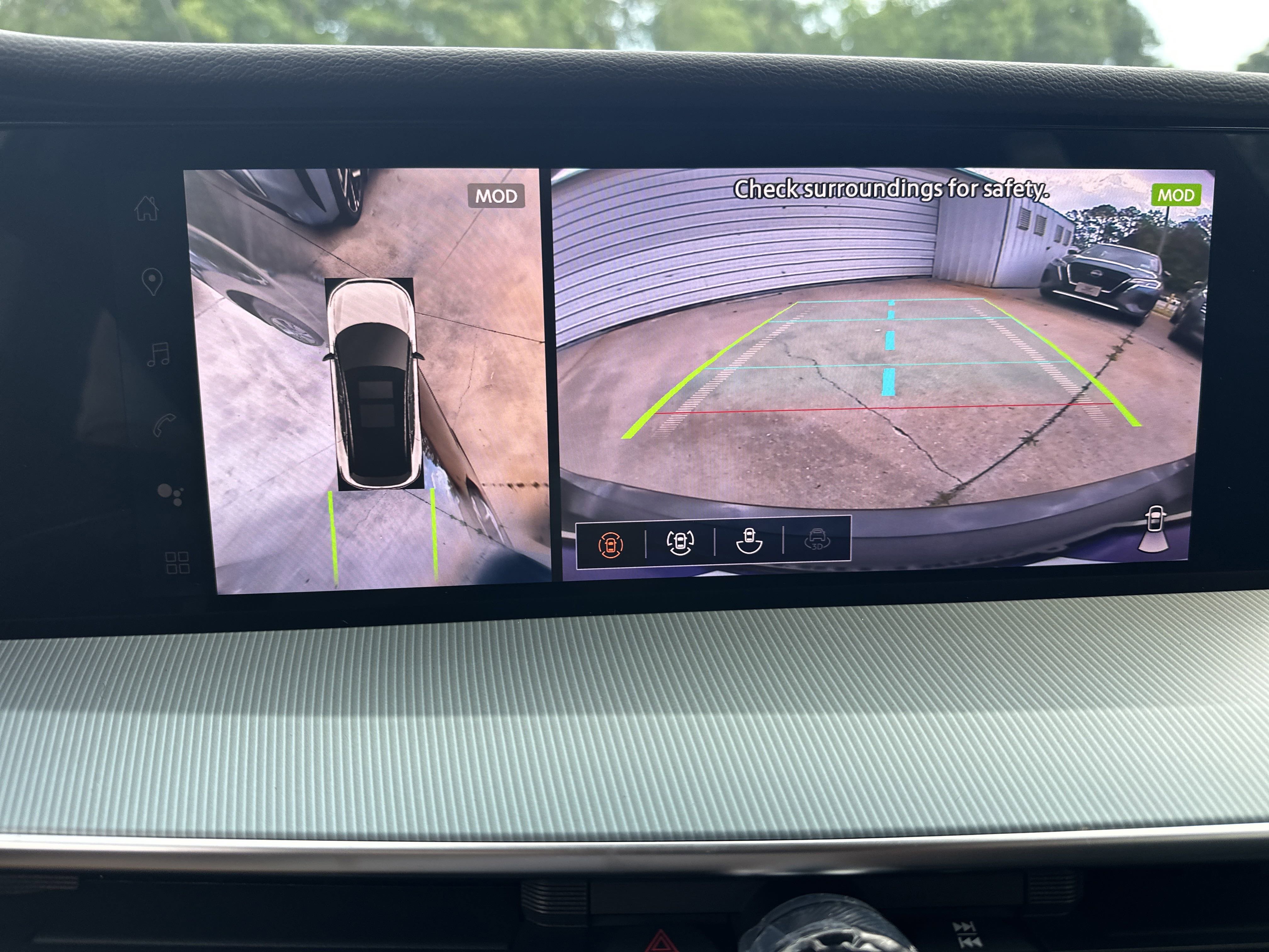 2025 Nissan Murano SL photo 18