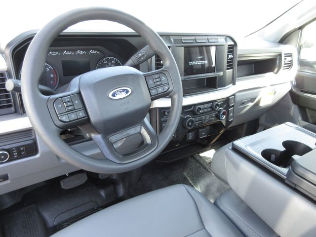 2024 Ford F-250 photo 3