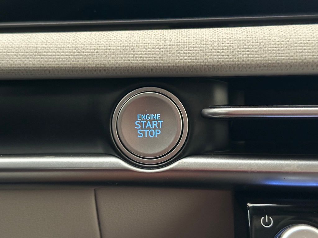 2025 Hyundai Tucson SEL Convenience photo 12