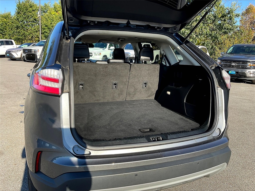2022 Ford Edge SEL photo 31