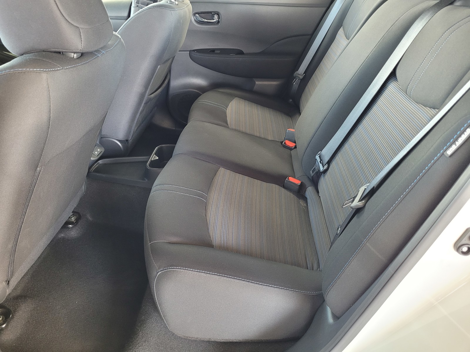 2023 Nissan Leaf SV Plus photo 5