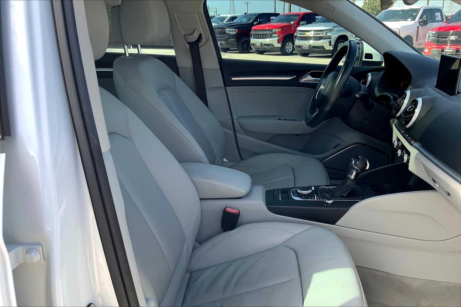 2015 Audi A3 1.8T Premium Plus photo 8