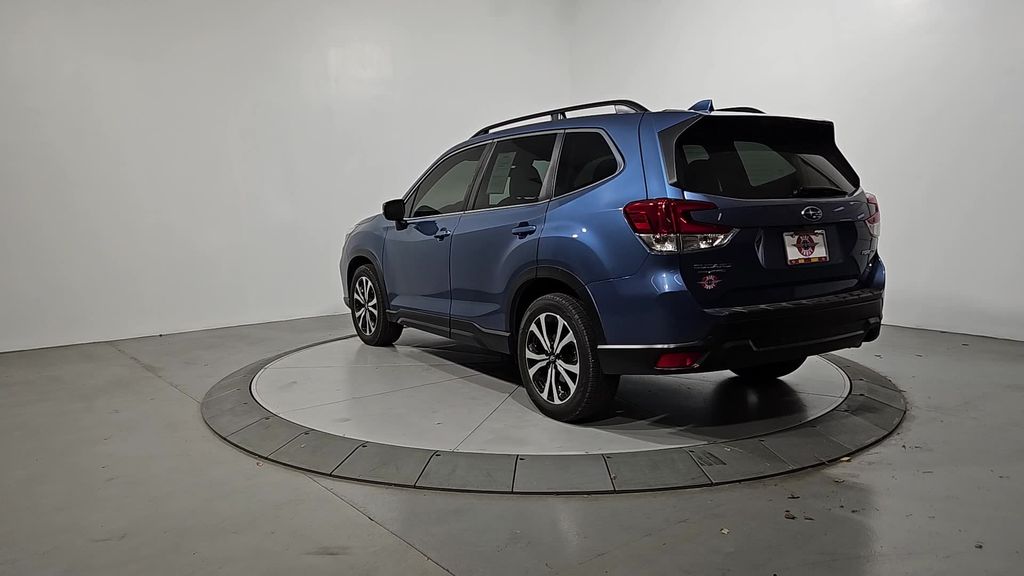 2021 Subaru Forester Limited photo 3