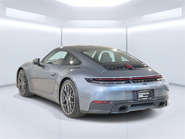 2025 Porsche 911 photo 3